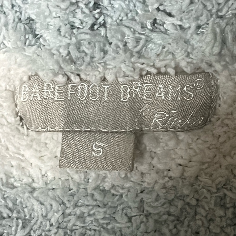 Barefoot Dreams for Rinks Bath Robe Sz Small - Picture 8 of 9